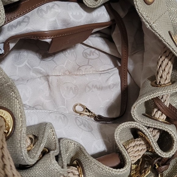 Michael Kors Large Hobo Tote Bag - Picture 13 of 16